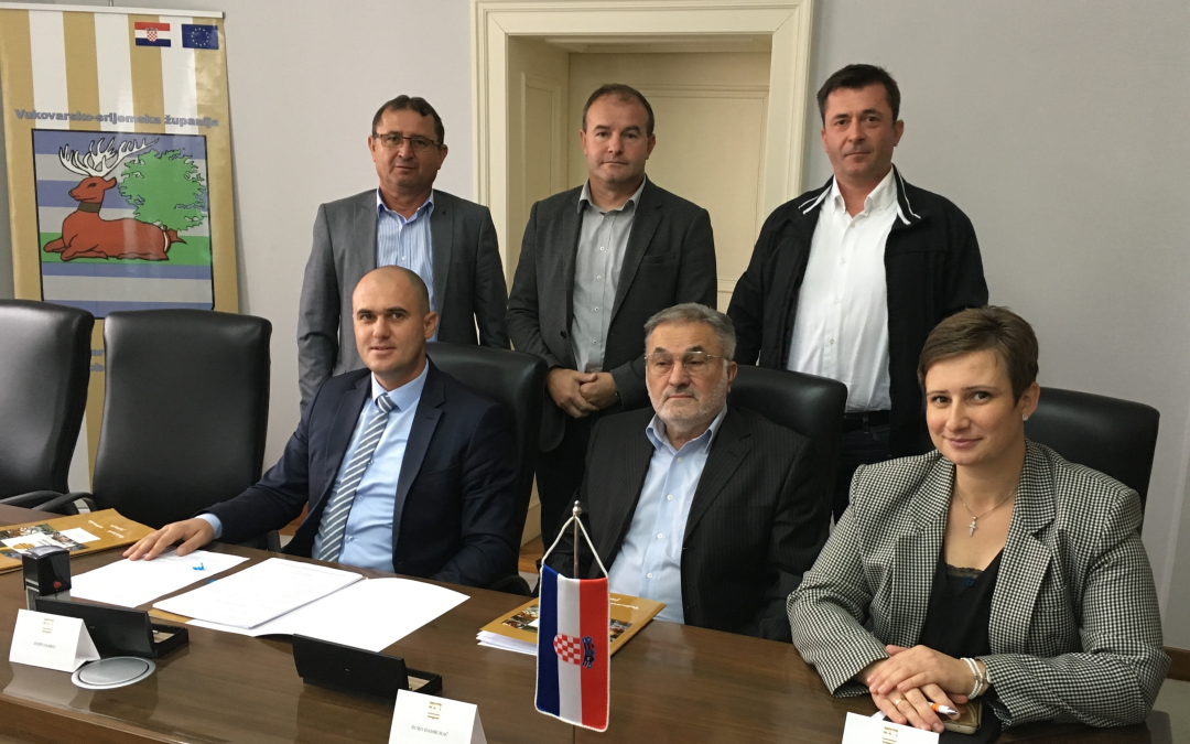 Potpisan ugovor za izgradnju infrastrukturnog projekta „Drvno-tehnološki centar Slavonski hrast“